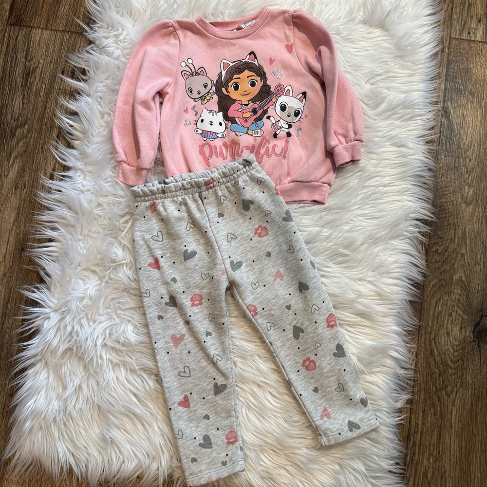 Gabby’s Dollhouse Toddler‎ Girl Size 2T Pink Sweatshirt & Heart Jogger Pants Set
